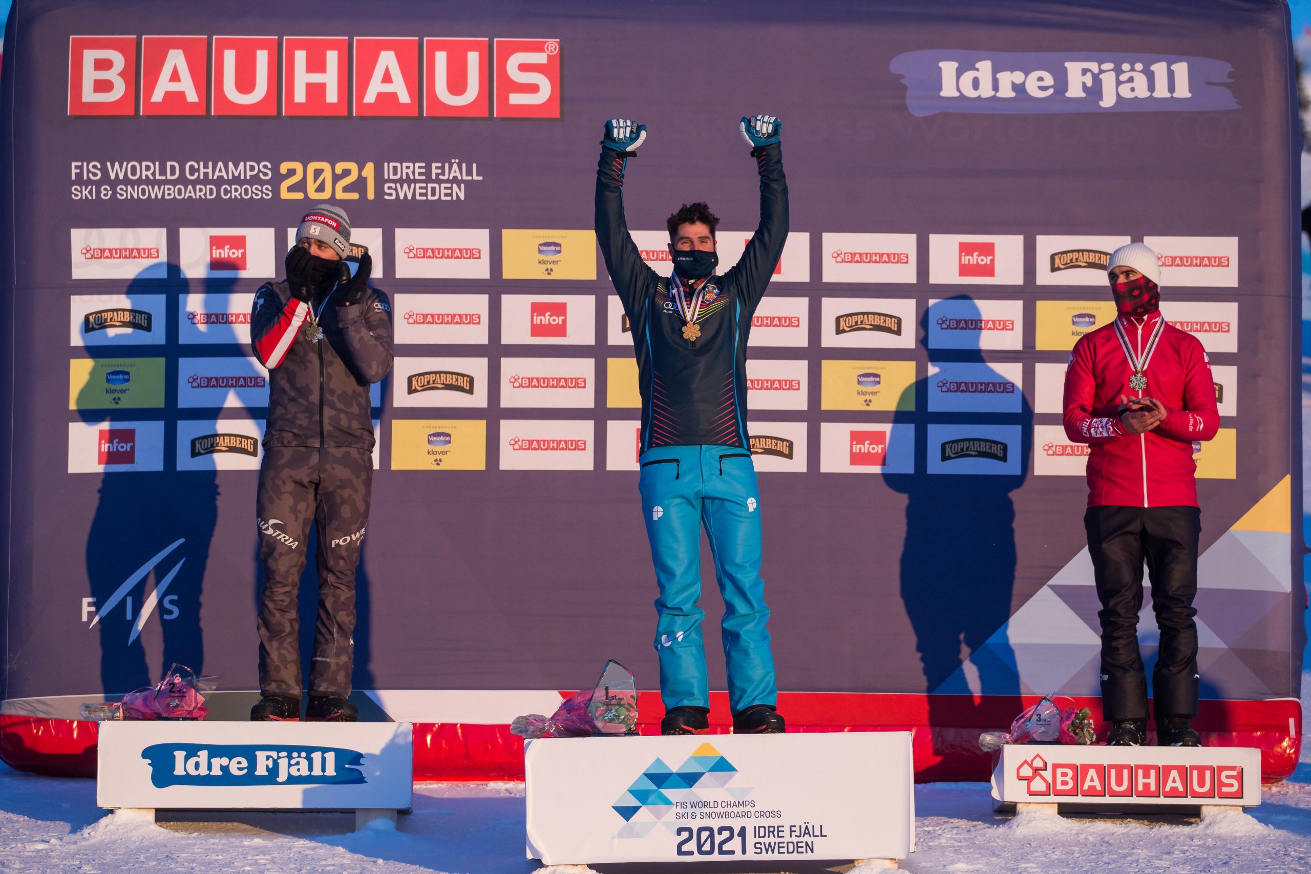Oro histórico para nuestro becado Lucas Eguibar en los Mundiales de Snowboardcross en Idre Fjäll (Suecia)